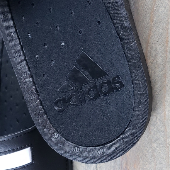 adidas Adilette Boost Men's Slides Sandals Black White Supreme Cushioning - Picture 9 of 9